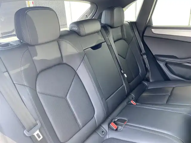 ポルシェ ポルシェ マカン S 福岡県 2022(令4)年 3.5万km ピュアホワイト ワンオーナー　スポーツクロノＰＫＧ　ＰＡＳＭ　ディーラー整備記録簿付Ｒ４／５／７　純正２１インチスパイダーホイル　禁煙車　黒革シート　ＡＣＣ　ＬＫＡ　ＢＳＭ　全方位カメラ　ｃａｒｐｌａｙ　ＬＥＤ
