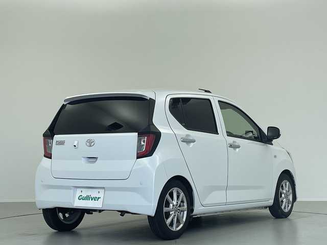 トヨタ ピクシスエポック G SAⅢ 大阪府 2021(令3)年 3.6万km シャイニングホワイトパール 純正ナビ　前後ドライブレコーダー　ＥＴＣ　バックカメラ　シートヒーター　ＬＥＤヘッドライト　純正１５インチアルミホイール　純正フロアマット　前後コーナーセンサー　衝突軽減システム　スマートキー　禁煙車