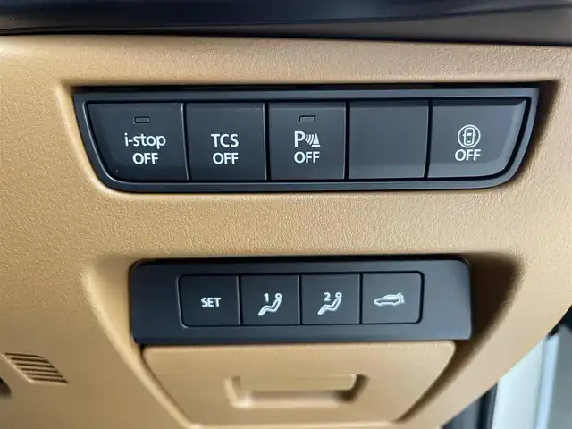 マツダ ＣＸ－６０ XD HV プレミアムスポーツ 福井県 2022(令4)年 1.8万km ロジウムホワイトプレミアムメタリック 純正ナビ　/(Bluetooth/HDMI/USB/AM/FM)/地デジフルセグ/i-ACTIVSENSE/サンルーフ/ETC/レーダークルーズコントロール/バックカメラ/アラウンドビューモニター/パワーバックドア/ステアリングリモコン/シートメモリー機能/前席シートヒーター・ベンチレーション/後席シートヒーター/ステアリングヒーター/プッシュスタート/ドライブモードセレクト/アイドリングストップ/電子パーキングシステム/オートブレーキホールド/BOSEプレミアムサウンド/ブラインドスポットモニター/純正20インチアルミホイール/ヘッドライトウォッシャー/ウィンカーミラー/オートHIDヘッドライト/オートマチックハイビーム/本革巻きステアリング/AC100V/純正ドアバイザー/純正フロアマット/レザーシート/トノカバー/ダブル・サイド・エアバッグ