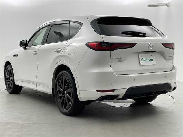 マツダ ＣＸ－６０ XD HV プレミアムスポーツ 福井県 2022(令4)年 1.8万km ロジウムホワイトプレミアムメタリック 純正ナビ　/(Bluetooth/HDMI/USB/AM/FM)/地デジフルセグ/i-ACTIVSENSE/サンルーフ/ETC/レーダークルーズコントロール/バックカメラ/アラウンドビューモニター/パワーバックドア/ステアリングリモコン/シートメモリー機能/前席シートヒーター・ベンチレーション/後席シートヒーター/ステアリングヒーター/プッシュスタート/ドライブモードセレクト/アイドリングストップ/電子パーキングシステム/オートブレーキホールド/BOSEプレミアムサウンド/ブラインドスポットモニター/純正20インチアルミホイール/ヘッドライトウォッシャー/ウィンカーミラー/オートHIDヘッドライト/オートマチックハイビーム/本革巻きステアリング/AC100V/純正ドアバイザー/純正フロアマット/レザーシート/トノカバー/ダブル・サイド・エアバッグ