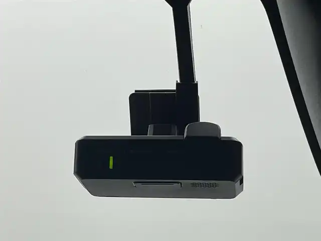 ダイハツ ウェイク L SA Ⅲ 熊本県 2018(平30)年 11.7万km パールホワイトⅢ/トニコオレンジメタリック 2トーン 純正ナビMMZKーW68D（ＣＤ・ＤＶＤ・フルセグ・ＢＴ・ＳＤ・ｉｐｏｄ）/ＥＴＣ　/社外前方ドライブレコーダー　/バックカメラ　/両側パワースライドドア　/後ろのみコーナーセンサー　/スマートアシスト/・衝突回避支援ブレーキ/・車線逸脱警報/・誤発進制御機能/・先行車発進お知らせ/・オートマチックハイビーム/横滑り防止/アイドリングストップ/ドアバイザー/純正フロアマット/社外13インチAW/オートライト/フォグライト/スマートキー/プッシュスタート/保証書　/取扱説明書