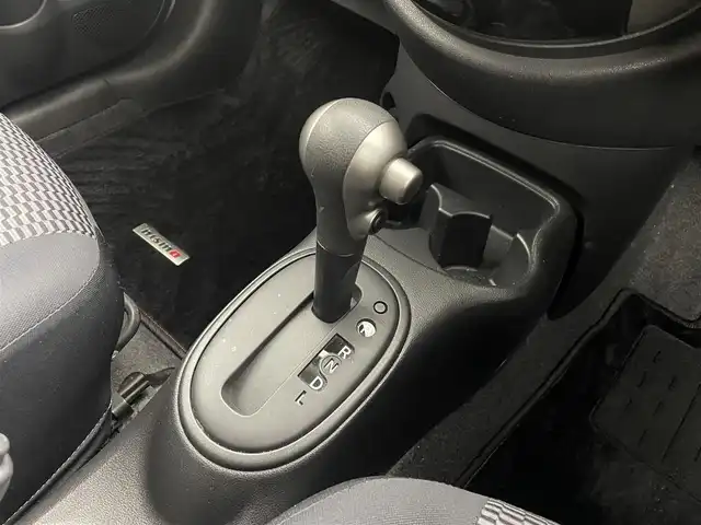 日産 マーチ ニスモ 大分県 2016(平28)年 10.9万km ピュアブラック 社外ナビ/（ＣＤ/フルセグ/DVD/Bluetooth）/ETC/純正１６インチＡＷ/革巻きステアリング/プッシュスタート/スマートキー/オートライト/ヘッドライトレベライザー/オートエアコン/オートリトラミラー/取扱説明書