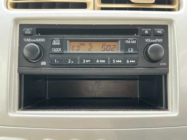 三菱 ｅＫワゴン MS 岐阜県 2006(平18)年 6.7万km シルキーホワイト 登録時走行距離66445km/純正オーディオ　/ＣＤ可　/片側電動ドア　/前方ドライブレコーダー　/リモコンキー　/ベンチシート　/フルフラットシート　/社外フロアマット　/横滑り防止装置　/ハロゲンヘッドライト　/エアバッグ前席　/ドアバイザー