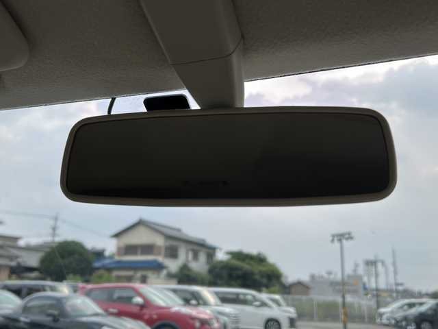 三菱 ｅＫワゴン MS 岐阜県 2006(平18)年 6.7万km シルキーホワイト 登録時走行距離66445km/純正オーディオ　/ＣＤ可　/片側電動ドア　/前方ドライブレコーダー　/リモコンキー　/ベンチシート　/フルフラットシート　/社外フロアマット　/横滑り防止装置　/ハロゲンヘッドライト　/エアバッグ前席　/ドアバイザー