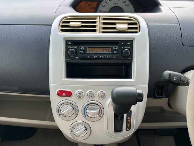 三菱 ｅＫワゴン MS 岐阜県 2006(平18)年 6.7万km シルキーホワイト 登録時走行距離66445km/純正オーディオ　/ＣＤ可　/片側電動ドア　/前方ドライブレコーダー　/リモコンキー　/ベンチシート　/フルフラットシート　/社外フロアマット　/横滑り防止装置　/ハロゲンヘッドライト　/エアバッグ前席　/ドアバイザー