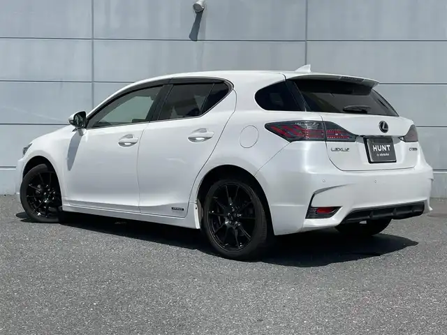 レクサス ＣＴ 200h バージョンC 千葉県 2015(平27)年 5万km ソニッククォーツ 純正７インチＳＤナビ/フルセグＴＶ/Ｂｌｕｅｔｏｏｔｈ/バックカメラ/ＥＴＣ２．０/レーダークルーズコントロール/Ｆスポーツ用グリル/コーナーセンサー/シートヒーター/パワーシート/パドルシフト