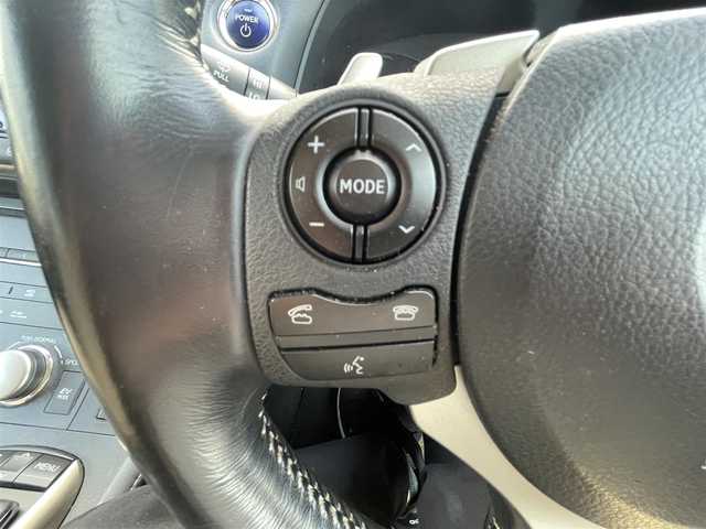 レクサス ＣＴ 200h バージョンC 兵庫県 2015(平27)年 5万km ソニッククォーツ 純正７インチＳＤナビ/フルセグＴＶ/Ｂｌｕｅｔｏｏｔｈ/バックカメラ/ＥＴＣ２．０/レーダークルーズコントロール/Ｆスポーツ用グリル/コーナーセンサー/シートヒーター/パワーシート/パドルシフト