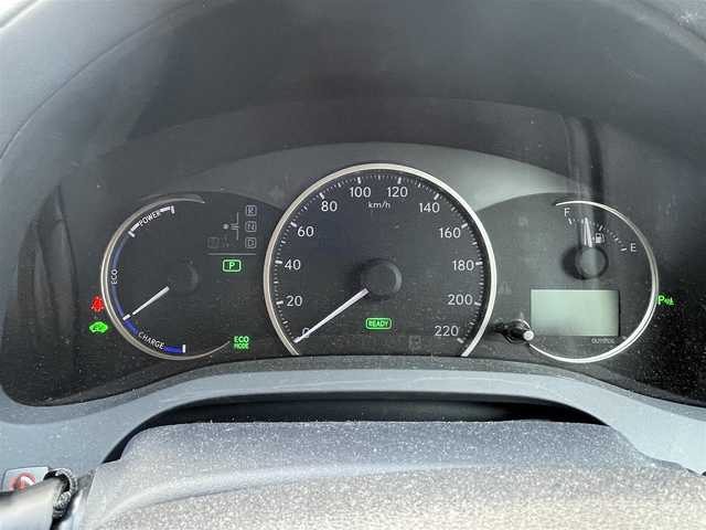 レクサス ＣＴ 200h バージョンC 兵庫県 2015(平27)年 5万km ソニッククォーツ 純正７インチＳＤナビ/フルセグＴＶ/Ｂｌｕｅｔｏｏｔｈ/バックカメラ/ＥＴＣ２．０/レーダークルーズコントロール/Ｆスポーツ用グリル/コーナーセンサー/シートヒーター/パワーシート/パドルシフト