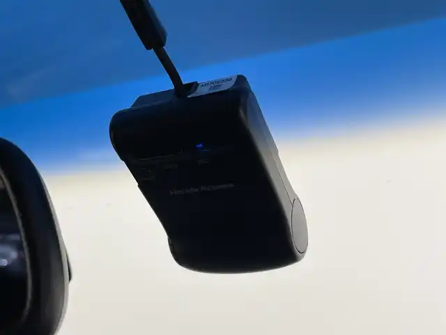 ホンダ オデッセイ アブソルート EX ADV 大分県 2015(平27)年 7.4万km ホワイトオーキッドパール 純正ナビ/（フルセグ/CD/DVD/Bluetooth）/全方位カメラ/フリップダウンモニター/ビルトインETC/前方ドライブレコーダー/衝突軽減ブレーキ/ブラインドスポットモニター/レーダークルーズコントロール/レザーシート/前席シートヒーター/運転席パワーシート/両側パワースライドドア/ステアリングスイッチ/保証書・取扱説明書/カーテンエアバッグ