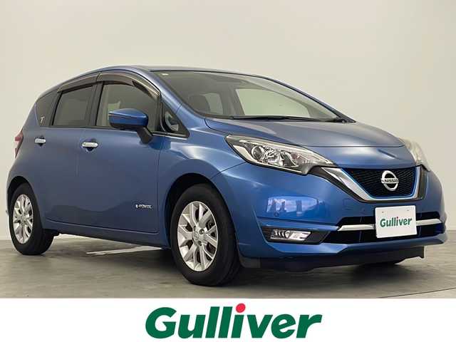 日産 ノート e－パワー メダリスト 大阪府 2017(平29)年 5.9万km シャイニングブルー 純正SDナビ/全方位カメラ/ETC/ハーフレザーシート/コーナーセンサー後ろ/純正アルミホイール/純正フロアマット/衝突被害軽減システム