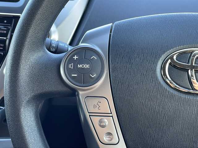 トヨタ プリウス α S 千葉県 2015(平27)年 3.5万km ホワイトパールクリスタルシャイン アルパイン９インチナビ/フルセグTV/Bluetooth/CD/DVD/HDMI/バックカメラ/前後コーナーセンサー/ビルトインETC/横滑り防止装置/盗難防止装置/オートライト/LEDフォグランプ/ALLオートウィンドウ/プッシュスタート/スマートキー/スペアキー１本/ウィンカーミラー/電動格納ミラー/純正フロアマット/純正ドアバイザー/保証書/取扱説明書