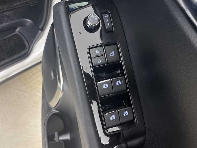 トヨタ ヴェルファイア ハイブリット 道央・札幌 2015(平27)年 5.1万km ホワイトパールクリスタルシャイン ・4WD/・JBLサウンドナビ/（CD DVD SD BT USB フルセグ）/・モデリスタエアロ（F S R）/・モデリスタマフラーカッター/・トヨタセーフティセンス/・純正フリップダウン/・両側パワースライドドア/・クルーズコントロール/・クリアランスソナー/・社外ワイヤレス充電/・パーキングアシスト/・LEDヘッドライト/・オートマチックハイビーム/・ハーフレザーシート