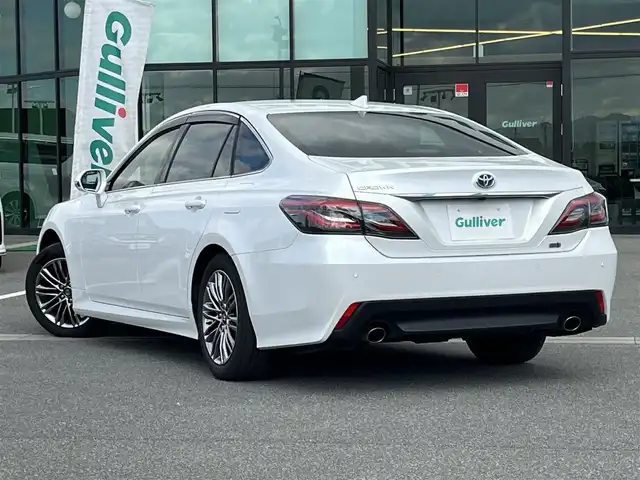 トヨタ クラウン ハイブリッド B 奈良県 2021(令3)年 3.7万km プレシャスホワイトパール 12.3インチナビ/（TV/BT/CD/DVD/AppleCarPlay/AndroidAuto)/レーダークルーズコントロール/バックカメラ/前後コーナーセンサー/衝突軽減システム/レーンキープアシスト/パワーバックドア/前席パワーシート/LEDヘッドライト/前後ドライブレコーダー/ETC/純正17インチAW/保証書/スペアキーX1