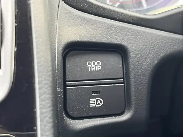 トヨタ クラウン ハイブリッド B 奈良県 2021(令3)年 3.7万km プレシャスホワイトパール 12.3インチナビ/（TV/BT/CD/DVD/AppleCarPlay/AndroidAuto)/レーダークルーズコントロール/バックカメラ/前後コーナーセンサー/衝突軽減システム/レーンキープアシスト/パワーバックドア/前席パワーシート/LEDヘッドライト/前後ドライブレコーダー/ETC/純正17インチAW/保証書/スペアキーX1