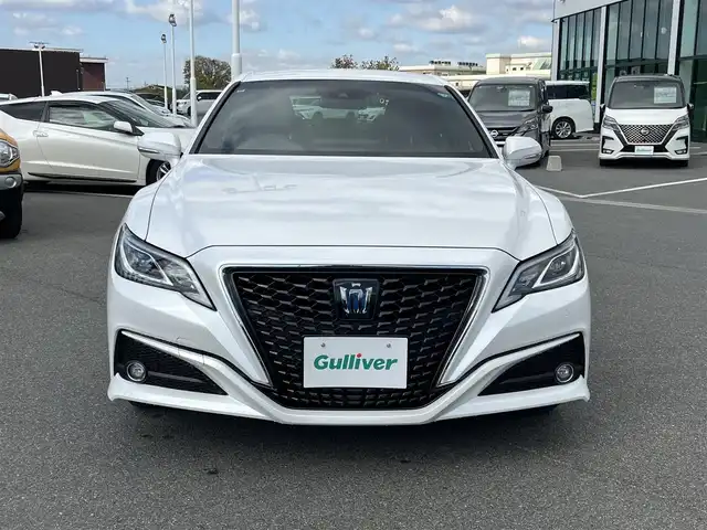 トヨタ クラウン ハイブリッド B 奈良県 2021(令3)年 3.7万km プレシャスホワイトパール 12.3インチナビ/（TV/BT/CD/DVD/AppleCarPlay/AndroidAuto)/レーダークルーズコントロール/バックカメラ/前後コーナーセンサー/衝突軽減システム/レーンキープアシスト/パワーバックドア/前席パワーシート/LEDヘッドライト/前後ドライブレコーダー/ETC/純正17インチAW/保証書/スペアキーX1