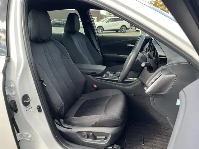 トヨタ クラウン ハイブリッド B 奈良県 2021(令3)年 3.7万km プレシャスホワイトパール 12.3インチナビ/（TV/BT/CD/DVD/AppleCarPlay/AndroidAuto)/レーダークルーズコントロール/バックカメラ/前後コーナーセンサー/衝突軽減システム/レーンキープアシスト/パワーバックドア/前席パワーシート/LEDヘッドライト/前後ドライブレコーダー/ETC/純正17インチAW/保証書/スペアキーX1