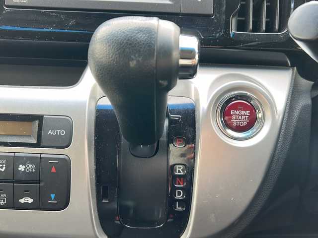 ホンダ Ｎ ＷＧＮ G スタイリッシュパッケージ 愛知県 2015(平27)年 3.5万km スマートブラック ワンオーナー/ハーフレザーシート/純正ディスプレイオーディオ(Gathers WX-151C)/ワンセグTV・CD・FM・AM・ipod・USB・HDMI/バックカメラ/クルーズコントロール/HIDヘッドライト/プッシュスタート/スマートキー/ECONスイッチ/アイドｆリングストップ/ステアリングスイップ/純正フロアマット/純正ドアバイザー/横滑り防止/保証書/取扱説明書/スペアキー