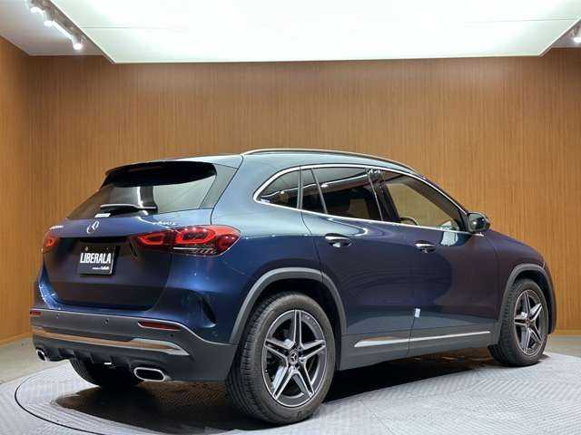 メルセデス・ベンツ Ｍ・ベンツ ＧＬＡ２００ｄ 4マチック AMGライン 千葉県 2023(令5)年 3.7万km デニムブルー ＡＭＧライン　/パノラマＳＲ　/アドバンスドＰＫＧ　/赤革　/ナビ　/ＴＶ　/３６０°ＨＵＤ　/シートヒーター　/電動リアゲート　/アンビエントライト　/ＬＥＤライト　/衝突軽減Ｂ　/ＢＳＭ　/ＬＫＡ　/ＥＴＣ/ドラレコ/禁煙車