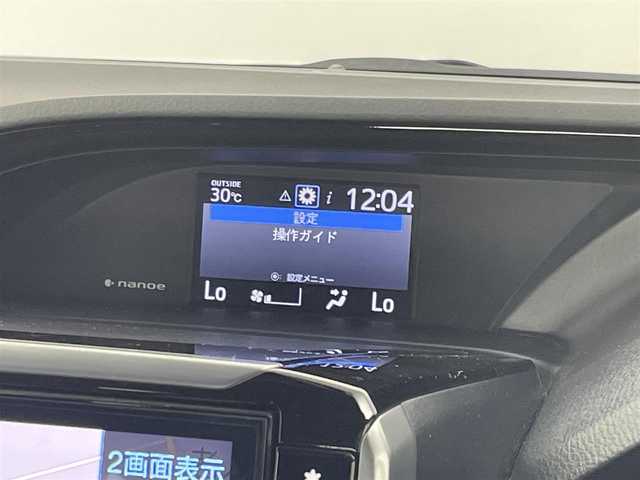 トヨタ エスクァイア ハイブリッド Gi 埼玉県 2020(令2)年 3.8万km ホワイトパールクリスタルシャイン ＡＬＰＩＮＥ１１インチナビ　バックカメラ　ＥＴＣ　ミラー型ドラレコ　クルーズコントロール　シートヒーター　衝突軽減ブレーキ　両側パワースライドドア　純正アルミ　オートライト　ＬＥＤライト　地デジＴＶ