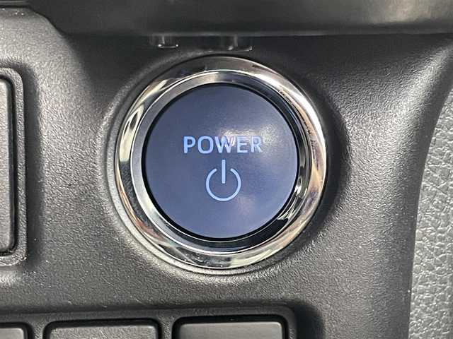 トヨタ エスクァイア ハイブリッド Gi 埼玉県 2020(令2)年 3.8万km ホワイトパールクリスタルシャイン ＡＬＰＩＮＥ１１インチナビ　バックカメラ　ＥＴＣ　ミラー型ドラレコ　クルーズコントロール　シートヒーター　衝突軽減ブレーキ　両側パワースライドドア　純正アルミ　オートライト　ＬＥＤライト　地デジＴＶ