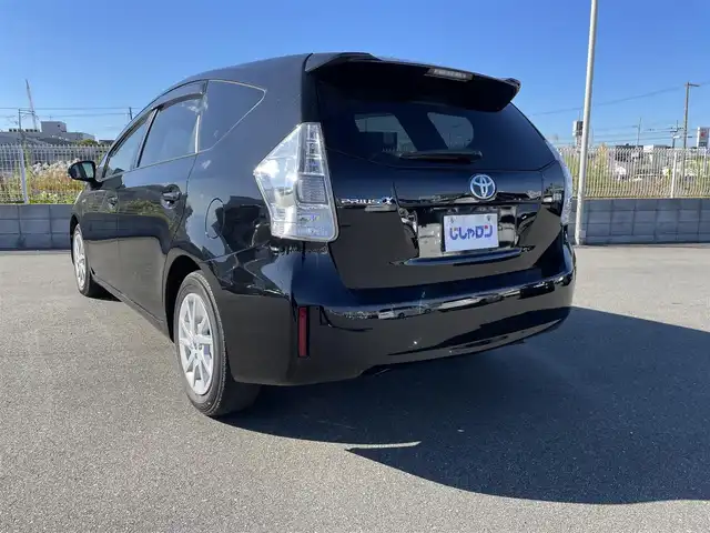 トヨタ プリウス α S 大阪府 2013(平25)年 13.7万km ブラック ”(株)IDOMが運営する【じしゃロン堺店】の自社ローン対象車両になります。こちらは現金ご利用時の価格です。/自社ローンご希望の方は別途その旨お申付け下さい。/”