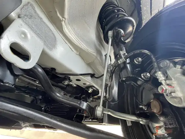スズキ エブリイ PA 滋賀県 2024(令6)年 0.1万km スペリアホワイト 純正オーディオ/（AM/FM）/両側スライドドア/プリクラッシュブレーキアシスト/横滑り防止装置/レーンキープアシスト/コーナーセンサー/アイドリングストップ/ヘッドライトレベリング/オートライト/オートマチックハイビーム/ハロゲンヘッドライト/シガーソケット/純正フロアマット/後席フルフラットシート/マニュアルエアコン/マニュアルウインドウ/パワーステアリング