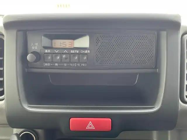 スズキ エブリイ PA 滋賀県 2024(令6)年 0.1万km スペリアホワイト 純正オーディオ/（AM/FM）/両側スライドドア/プリクラッシュブレーキアシスト/横滑り防止装置/レーンキープアシスト/コーナーセンサー/アイドリングストップ/ヘッドライトレベリング/オートライト/オートマチックハイビーム/ハロゲンヘッドライト/シガーソケット/純正フロアマット/後席フルフラットシート/マニュアルエアコン/マニュアルウインドウ/パワーステアリング