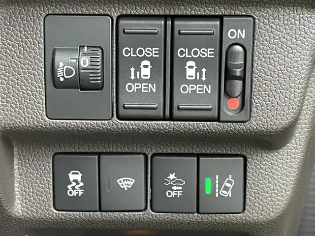 ホンダ フリード G ホンダセンシング 埼玉県 2016(平28)年 2万km シトロンドロップ 純正９インチナビ　/ フルセグ Bluetooth HDMI/バックカメラ　/ホンダセンシング　/アダクティブクルーズコントロール/レーンキープアシスト/両側パワースライドドア/ビルトインETC　/ドライブレコーダー/スマートキー　/プッシュスタート