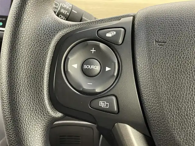 ホンダ フリード G ホンダセンシング 埼玉県 2016(平28)年 2万km シトロンドロップ 純正９インチナビ　/ フルセグ Bluetooth HDMI/バックカメラ　/ホンダセンシング　/アダクティブクルーズコントロール/レーンキープアシスト/両側パワースライドドア/ビルトインETC　/ドライブレコーダー/スマートキー　/プッシュスタート