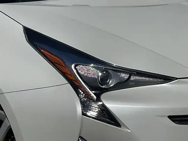 トヨタ プリウス S 佐賀県 2016(平28)年 14.4万km ホワイトパールクリスタルシャイン こちらは現金またはオートローンご利用時の価格です/自社ローンご希望の方は別途その旨お申付け下さい/禁煙車　/衝突軽減ブレーキ　　/ＬＥＤ　/純正ナビ ワンセグＴＶ　　/ＢＴオーディオ ＣＤ　/バックカメラ　/ビルトインＥＴＣ