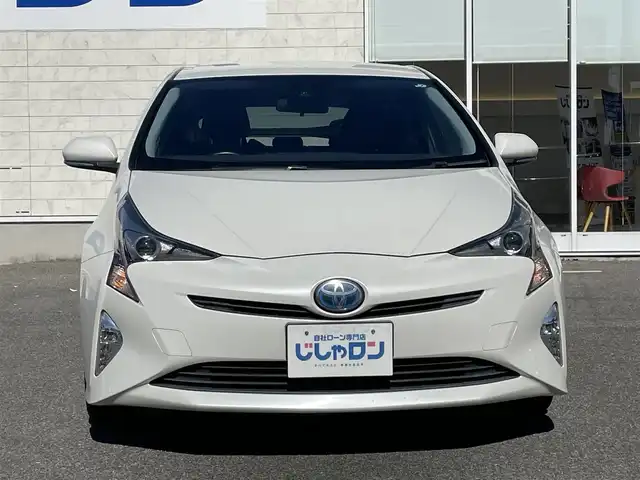 トヨタ プリウス S 佐賀県 2016(平28)年 14.4万km ホワイトパールクリスタルシャイン こちらは現金またはオートローンご利用時の価格です/自社ローンご希望の方は別途その旨お申付け下さい/禁煙車　/衝突軽減ブレーキ　　/ＬＥＤ　/純正ナビ ワンセグＴＶ　　/ＢＴオーディオ ＣＤ　/バックカメラ　/ビルトインＥＴＣ