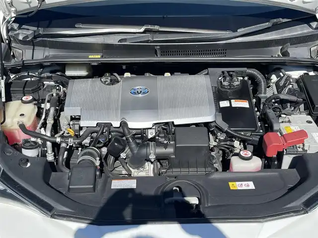 トヨタ プリウス S 佐賀県 2016(平28)年 14.4万km ホワイトパールクリスタルシャイン こちらは現金またはオートローンご利用時の価格です/自社ローンご希望の方は別途その旨お申付け下さい/禁煙車　/衝突軽減ブレーキ　　/ＬＥＤ　/純正ナビ ワンセグＴＶ　　/ＢＴオーディオ ＣＤ　/バックカメラ　/ビルトインＥＴＣ