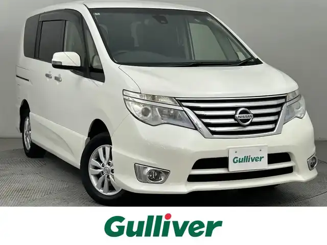 日産 セレナ ハイウェイスター 道央・札幌 2014(平26)年 6.7万km ブリリアントホワイトパール ・４WD/・社外メモリーナビ（AVIC-MRZ099W）/　CD/DVD/SD/BT/フルセグTV/・バックカメラ/・10.2V 型ワイドVGAフリップダウンモニター（TVM-FW1010）/・エンジンスターター/・衝突被害軽減ブレーキ/・レーンキープアシスト/・横滑り防止装置/・クルーズコントロール/・ECO MODE/・アイドリングストップ/・両側パワースライドドア/・オートライト/・キセノンヘッドライト/・フロントフォグランプ/・ドアミラーウィンカー/・ドアバイザー/・シートバックテーブル/・２列目格納式サンシェード/・純正フロアマット/・純正１５インチAW（現着夏タイヤ）/・積込純正１５インチAW（冬195/65R15 残8mm）/・プッシュスタート/・スマートキー/・スペアキー