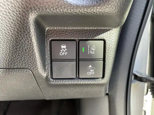 ホンダ Ｎ ＢＯＸ カスタム G L ターボ ホンダセンシング 静岡県 2018(平30)年 9.3万km プレミアムホワイトパールⅡ 純正ナビ/（AM/FM/CD/DVD/BT)/フルセグTV/バックカメラ/両側パワースライドドア/ホンダセンシング/レーダークルーズコントロール/ビルトインETC/衝突被害軽減ブレーキ/レーンアシスト/横滑り防止装置/スマートキー/プッシュスタート/LEDヘッドライト/リアコーナーセンサー/ドライブレコーダー/純正フロアマット/純正15インチアルミホイール/取扱説明書