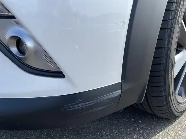 マツダ ＣＸ－３ XD Lパッケージ 佐賀県 2017(平29)年 5.9万km スノーフレイクホワイトパールマイカ 純正8インチSDナビゲーション/・フルセグTV/CD/DVD/USB/Bluetooth/バックカメラ/前後ドライブレコーダー/ETC/ヘッドアップディスプレイ/ハーフレザーシート/D席メモリー機能付パワーシート/DN席シートヒーター/ISOFIX対応/パドルシフト/革巻きステアリング/ステアリングヒーター/ステアリングリモコン/純正18インチアルミホイール/純正LEDヘッドライト/・オートマチックハイビーム/純正LEDフォグランプ/純正フロアマット/純正ドアバイザ―/新車保証書/取扱説明書/スペアキー１本/i-ACTIVSENSE/・アダプティブクルーズコントロール/・衝突軽減ブレーキ(SBS/SCBS)/・車線逸脱警報システム/・標識認識システム/・ブラインドスポットモニタリングシステム/・ドライバーアテンションアラート/・パーキングセンサーシステム