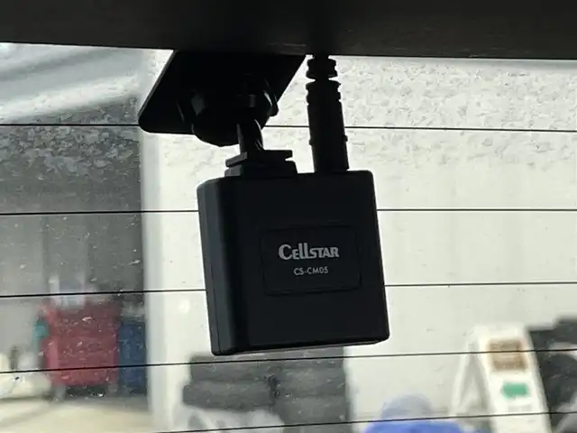 マツダ ＣＸ－３ XD Lパッケージ 佐賀県 2017(平29)年 5.9万km スノーフレイクホワイトパールマイカ 純正8インチSDナビゲーション/・フルセグTV/CD/DVD/USB/Bluetooth/バックカメラ/前後ドライブレコーダー/ETC/ヘッドアップディスプレイ/ハーフレザーシート/D席メモリー機能付パワーシート/DN席シートヒーター/ISOFIX対応/パドルシフト/革巻きステアリング/ステアリングヒーター/ステアリングリモコン/純正18インチアルミホイール/純正LEDヘッドライト/・オートマチックハイビーム/純正LEDフォグランプ/純正フロアマット/純正ドアバイザ―/新車保証書/取扱説明書/スペアキー１本/i-ACTIVSENSE/・アダプティブクルーズコントロール/・衝突軽減ブレーキ(SBS/SCBS)/・車線逸脱警報システム/・標識認識システム/・ブラインドスポットモニタリングシステム/・ドライバーアテンションアラート/・パーキングセンサーシステム