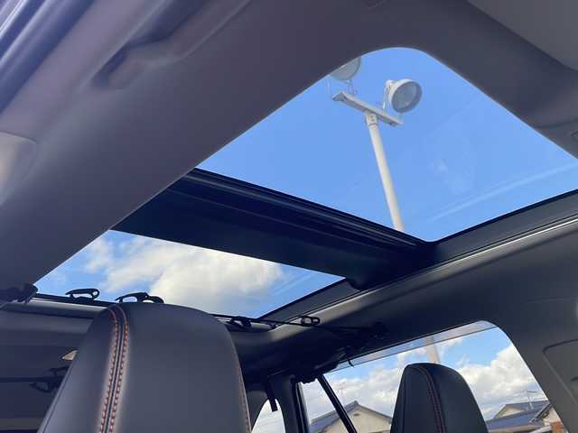 トヨタ ＲＡＶ４ ハイブリッド アドベンチャー 鳥取県 2024(令6)年 2.9万km グレーメタリック ワンオーナー/オールモード４WD/マッドグレー１９AW/スマートキーx2個/サンルーフ/レザーシート/メーカーナビゲーション/デジタルインナーミラー/ドライブレコーダー/プリクラッシュセーフティ/アダクティブクルーズ/レーンデパーチャー/ブラインドスポット/インテリソナー/全方位カメラ/オートハイビーム/GPSレーダー/フルセグ・Bluetooth/ミラーキャスト・USB/前席エアーシート/ハンドルヒーター/前席パワーシート（D席メモリ）/フル液晶ディスプレイ/AC100V電源/フィッシングロッドスタンド/アウトドアフロアマット/オートリトラクトミラー/カップホルダー/２０ETC/保証書・取説