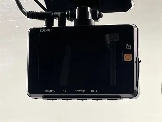 日産 セレナ ハイウェイスター 愛知県 2016(平28)年 7万km マルーンレッド 2トーン 純正９インチナビ/プロパイロット/アラウンドビューモニター/両側パワースライドドア/ハンズフリーオートスライドドア/インテリジェントパーキングアシスト/衝突軽減ブレーキ/車線逸脱警報/クリアランスソナー/電動パーキングブレーキ/ブレーキホールド/デジタルインナーミラー/前後ドライブレコーダー/ビルトインＥＴＣ/アクセサリーソケット/ＩＳＯＦＩＸ/純正フロアマット/純正16インチアルミホイール