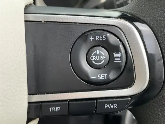 ダイハツ ムーヴ キャンバス ストライプス G 岡山県 2023(令5)年 6.2万km シャイニングホワイトパール/レイクブルーメタリック 登録時走行距離61826km/両側パワースライドドア/レーダークルーズコントロール/衝突回避支援ブレーキ機能/横滑り防止装置/コーナーセンサー/アイドリングストップ/電動パーキングブレーキ/オートブレーキホールド機能/オートライト/オートマチックハイビーム/D/N席シートヒーター/プッシュスタート/スマートキー×2/純正フロアマット/シートカバー