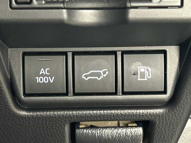 トヨタ プリウス Z 三重県 2023(令5)年 1万km プラチナホワイトパールマイカ /禁煙車//純正ナビ//AppleCarPray/AndroidAuto/Bluetooth/フルセグ/USB/AM/FM//レーザーシート//前席シートヒーター//前席ベンチレーション//メモリ機能付パワーシート//パノラミックビューモニター//デジタルインナーミラー//レーダークルーズコントロール//ステアリングヒーター//ブラインドスポットモニター//パワーバックドア//ワイヤレスチャージャー//ビルトイン2.0//オートハイビーム//純正19インチアルミホイール