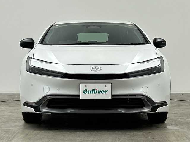 トヨタ プリウス Z 三重県 2023(令5)年 1万km プラチナホワイトパールマイカ /禁煙車//純正ナビ//AppleCarPray/AndroidAuto/Bluetooth/フルセグ/USB/AM/FM//レーザーシート//前席シートヒーター//前席ベンチレーション//メモリ機能付パワーシート//パノラミックビューモニター//デジタルインナーミラー//レーダークルーズコントロール//ステアリングヒーター//ブラインドスポットモニター//パワーバックドア//ワイヤレスチャージャー//ビルトイン2.0//オートハイビーム//純正19インチアルミホイール