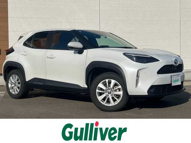 トヨタ ヤリスクロス ハイブリッド G 秋田県 2022(令4)年 3.8万km プラチナホワイトパールマイカ ４WD/衝突軽減システム/純正メモリナビ（BT/AM/FM/USB）/バックカメラ/トヨタ純正１６インチアルミ（夏タイヤ装着）/スマートキー/アイドリングストップ/プッシュスタート/クルーズコントロール追従走行有/レーンキープアシスト/コーナーセンサー/オートマチックハイビーム/ダウンヒルアシストコントロール/ステアリングスイッチ/ETC/ドライブレコーダー/センターデフロック/電動パーキングブレーキ/オートブレーキホールド機能/社外フロアマット/オートライト/オートエアコン/パワーステアリング/パワーウィンドウ/ヘッドライトレベライザー/横滑り防止/盗難防止装置/寒冷地仕様/電動格納ウィンカーミラー/スペアキー×１