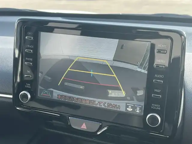 トヨタ ヤリスクロス ハイブリッド G 秋田県 2022(令4)年 3.8万km プラチナホワイトパールマイカ ４WD/衝突軽減システム/純正メモリナビ（BT/AM/FM/USB）/バックカメラ/トヨタ純正１６インチアルミ（夏タイヤ装着）/スマートキー/アイドリングストップ/プッシュスタート/クルーズコントロール追従走行有/レーンキープアシスト/コーナーセンサー/オートマチックハイビーム/ダウンヒルアシストコントロール/ステアリングスイッチ/ETC/ドライブレコーダー/センターデフロック/電動パーキングブレーキ/オートブレーキホールド機能/社外フロアマット/オートライト/オートエアコン/パワーステアリング/パワーウィンドウ/ヘッドライトレベライザー/横滑り防止/盗難防止装置/寒冷地仕様/電動格納ウィンカーミラー/スペアキー×１