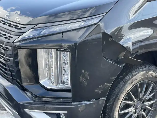 三菱 デリカＤ：５ ジャスパー 道央・札幌 2022(令4)年 2万km ブラックダイヤモンド/グラファイトグレーメタリック ４WD/社外メモリーナビ/CD/DVD/BT/フルセグ/衝突被害軽減ブレーキ/横滑り防止装置/アダプティブクルーズコントロール/レーンキープアシスト/ブラインドスポットモニター/アラウンドビューモニター/ドライブレコーダー/アイドリングストップ/ECOMODE/両側パワースライドドア/ハーフレザーシート/革巻きステアリング/ステアリングリモコン/パドルシフト/電動パーキング/オートブレーキホールド/AC100V/レーダー探知機/プッシュスタート/スマートキー/LEDヘッドライト/オートライト/フォグランプ/電動格納ミラー/ウィンカーミラー/フロアマット/ドアバイザー/スペアキー/純正AW付夏タイヤ積込/225/65/R18/2022年/山7mm