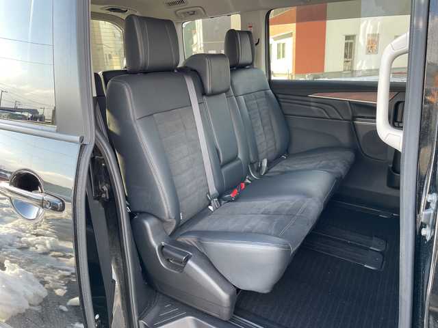 三菱 デリカＤ：５ ジャスパー 道央・札幌 2022(令4)年 2万km ブラックダイヤモンド/グラファイトグレーメタリック ４WD/社外メモリーナビ/CD/DVD/BT/フルセグ/衝突被害軽減ブレーキ/横滑り防止装置/アダプティブクルーズコントロール/レーンキープアシスト/ブラインドスポットモニター/アラウンドビューモニター/ドライブレコーダー/アイドリングストップ/ECOMODE/両側パワースライドドア/ハーフレザーシート/革巻きステアリング/ステアリングリモコン/パドルシフト/電動パーキング/オートブレーキホールド/AC100V/レーダー探知機/プッシュスタート/スマートキー/LEDヘッドライト/オートライト/フォグランプ/電動格納ミラー/ウィンカーミラー/フロアマット/ドアバイザー/スペアキー/純正AW付夏タイヤ積込/225/65/R18/2022年/山7mm