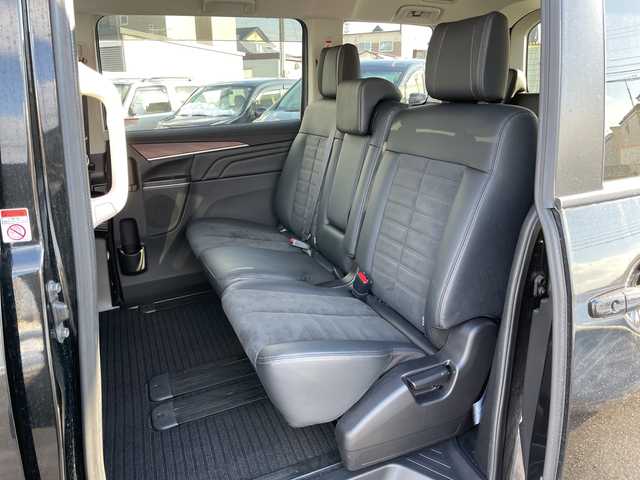 三菱 デリカＤ：５ ジャスパー 道央・札幌 2022(令4)年 2万km ブラックダイヤモンド/グラファイトグレーメタリック ４WD/社外メモリーナビ/CD/DVD/BT/フルセグ/衝突被害軽減ブレーキ/横滑り防止装置/アダプティブクルーズコントロール/レーンキープアシスト/ブラインドスポットモニター/アラウンドビューモニター/ドライブレコーダー/アイドリングストップ/ECOMODE/両側パワースライドドア/ハーフレザーシート/革巻きステアリング/ステアリングリモコン/パドルシフト/電動パーキング/オートブレーキホールド/AC100V/レーダー探知機/プッシュスタート/スマートキー/LEDヘッドライト/オートライト/フォグランプ/電動格納ミラー/ウィンカーミラー/フロアマット/ドアバイザー/スペアキー/純正AW付夏タイヤ積込/225/65/R18/2022年/山7mm