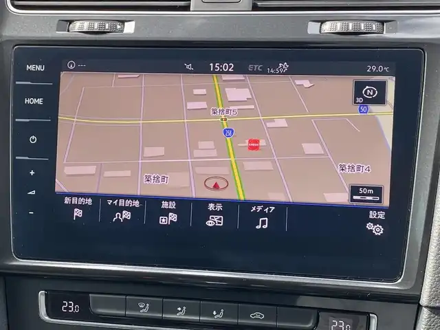 フォルクスワーゲン ゴルフ ヴァリアント TSI コンフォートライン 岐阜県 2017(平29)年 8.3万km ピュアホワイト ローダウンサスペンション/オールインシステム/・プリクラッシュブレーキシステム/・アダプティブクルーズコントロール/・レーンキープアシスト/・スタティックコーナリングライト/・ドライバー疲労検知システム/・ESC/ABS/純正インフォテイメントシステム/（ワンセグTV/CD/DVD/Bluetooth/AUX）/バックカメラ/LEDヘッドライト/オートライト/本革巻きステアリング/シフトノブ/MTモード付AT/パドルシフト/電動パーキングブレーキ/ルーフレール/純正17インチAW/純正フロアマット/純正ドアバイザー/純正ビルトインETC/ユピテル製ドライブレコーダー（SN-ST3300）/スペアタイヤ