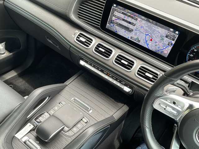 メルセデス・ベンツ ＧＬＥ４００ｄ 4MATIC スポーツ 大阪府 2022(令4)年 1.6万km オブシディアンブラック ワンオーナー/純正メモリナビ/・AM/FM/Bluetooth/・フルセグテレビ/サンルーフ/全周囲カメラ/ETC2.0/ドライブレコーダー/クルーズコントロール/レーンキープアシスト/ブラインドスポットモニター/アイドリングストップ/横滑り防止装置/パドルシフト/電動パーキングブレーキ/コーナーセンサー/パワーシート（D席＋N席）/エアシート（D席+N席）/シートヒーター（D席+N席）/LEDヘッドライト/オートライト/ダブルオートエアコン/プッシュスタートボタン/スマートキー×2/ステアリングリモコン/革巻きステアリング/純正20インチアルミホイール/USBジャック/純正フロアマット/保証書/取扱説明書