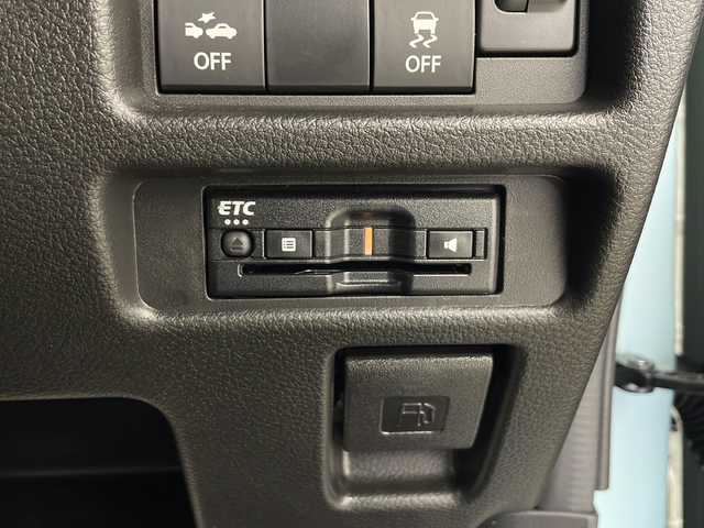 スズキ ハスラー タフワイルド 秋田県 2024(令6)年 0.4万km オフブルーメタリック/ブラック 2トーン 4WD/純正メモリナビ/(フルセグTV/Bluetooth/DVD/CD/CarPlay/AndroidAuto)/全周囲カメラ/レーダークルーズコントロール/レーンキープアシスト/衝突被害軽減システム/横滑防止機能/ダウンヒルアシストコントロール/アイドリングストップ/前後ドライブレコーダー/プッシュスタート/スマートキー/オートライト/LEDヘッドライト/フォグランプ/オートマチックハイビーム/革巻ステアリング/ステアリングリモコン/前席シートヒーター/ビルトインETC/後方コーナーセンサー/ルーフレール/純正フロアマット/純正アルミホイール/取扱説明書/保証書