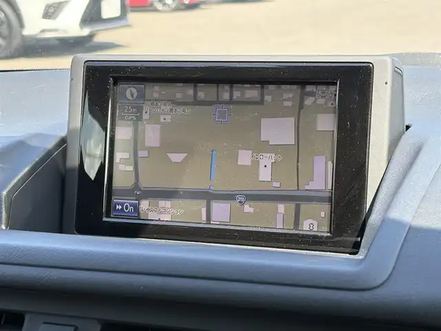 レクサス ＣＴ 200h バージョンL 大分県 2013(平25)年 8万km ブラックオパールマイカ ・ナビ(CD/DVD/USB/AUX/BT)/・フルセグテレビ/・バックカメラ/・プリクラッシュセーフティ/・コーナーセンサー/・レーダークルーズコントロール/・ETC/・ドライブレコーダー/・パワーシート/・シートメモリー/・シートヒーター/・パドルシフト/・スマートキー/・プッシュスタートボタン